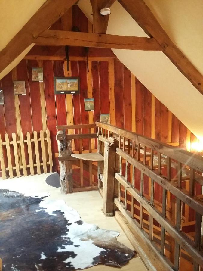 Les Petites Chapelles Bed & Breakfast Saint-Pierre-de-Plesguen Dış mekan fotoğraf