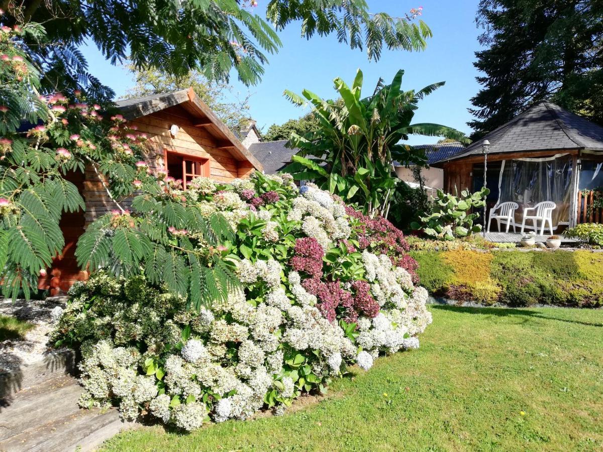 Les Petites Chapelles Bed & Breakfast Saint-Pierre-de-Plesguen Dış mekan fotoğraf