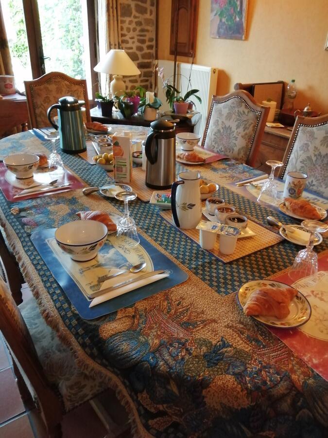 Les Petites Chapelles Bed & Breakfast Saint-Pierre-de-Plesguen Dış mekan fotoğraf