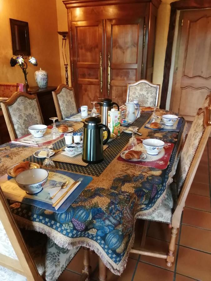 Les Petites Chapelles Bed & Breakfast Saint-Pierre-de-Plesguen Dış mekan fotoğraf